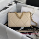 AP0957 Chanel 19 Wallet On Chain