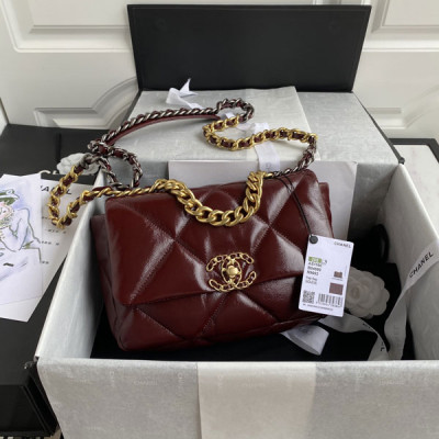 AS1160 Chanel 19 Handbag