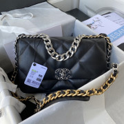 AS1161 Chanel 19 Large Handbag
