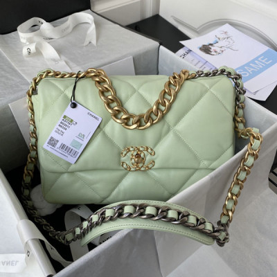 AS1161 Chanel 19 Large Handbag