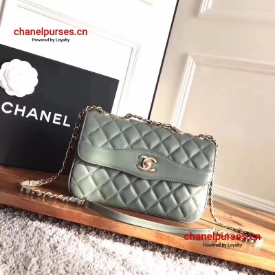 Chanel A57028-2 Coco Vintage Flap Bag Olive Lambskin