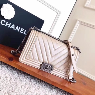 Chanel 92058 Le Boy 25cm Medium Bag Champagne Chevron Caviar RHD