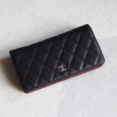 Chanel A31509-1 Quilted Bi-fold Wallet in Grained Calfskin