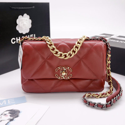 AS1160 Chanel 19 Handbag